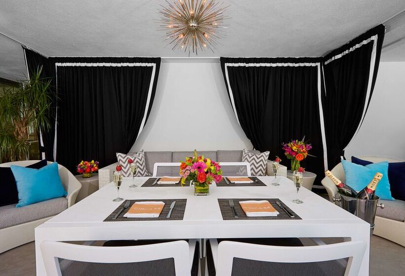 هتل The Beverly Hilton