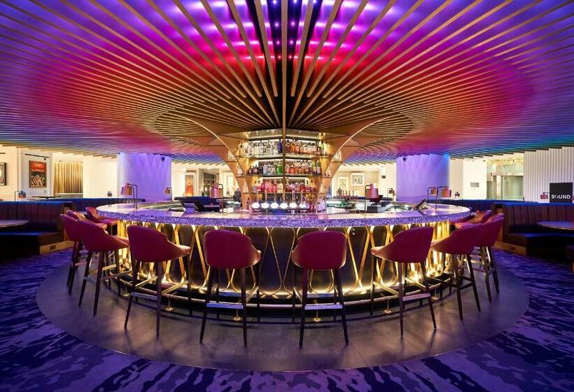 Hotel The Cumberland