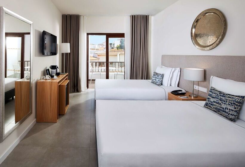 هتل Tivoli Lagos