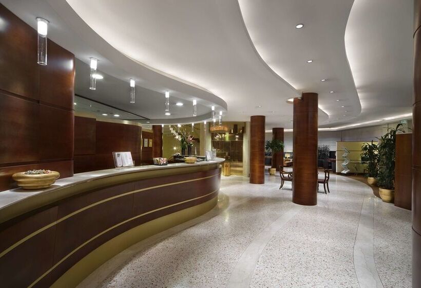 Fotos del hotel Unahotels Cusani Milano:  38