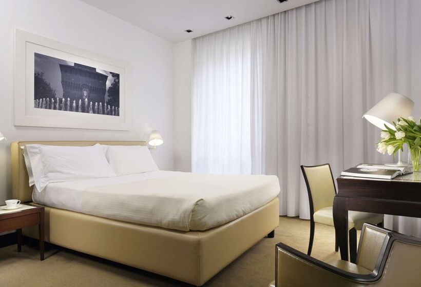 Hotell Unas Cusani Milano