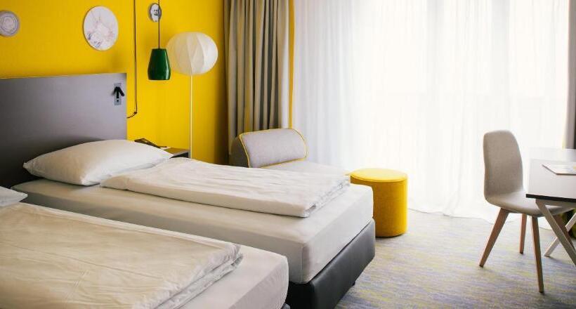 בית מלון כפרי Vienna House Easy By Wyndham Coburg