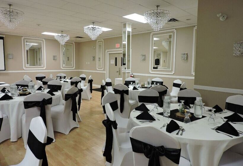 Causeway Bay Hotel Sparwood