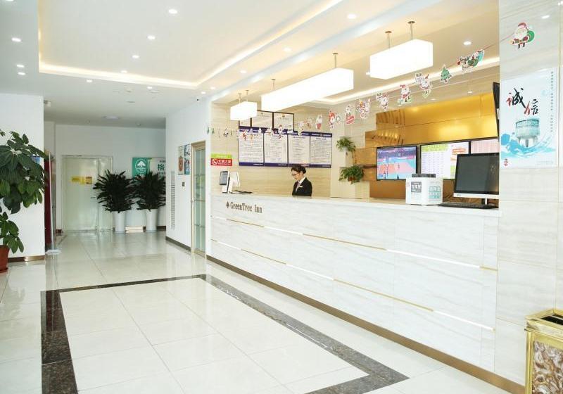 호텔 Greentree Inn Binzhou Bus Station
