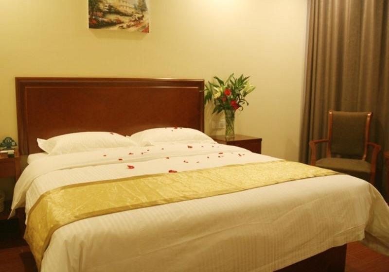 호텔 Greentree Inn Shandong Heze Huaying Road Express