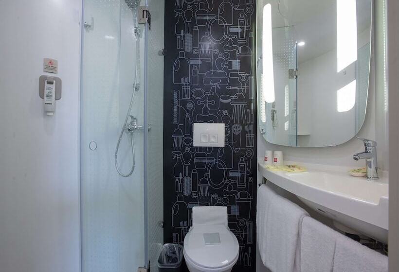 בית מלון כפרי Ibis Lanzhou Peili Square