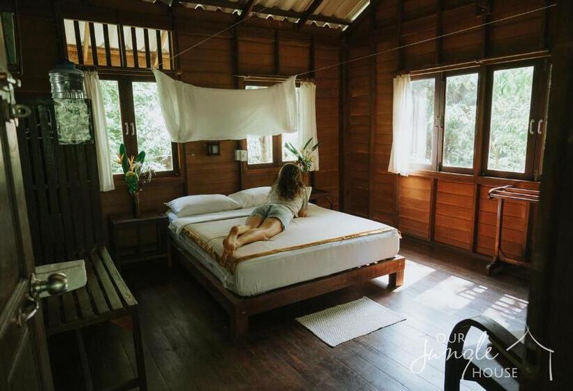 فندق Our Jungle House