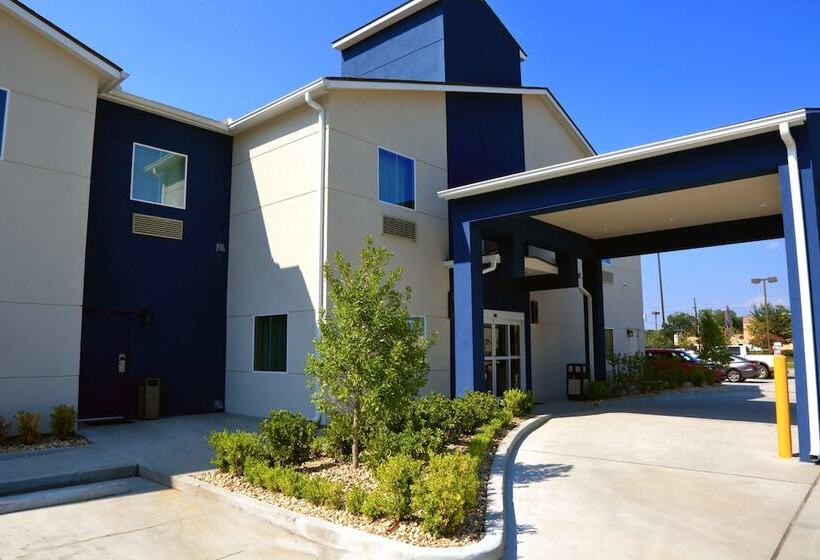 בית מלון כפרי Americas Best Value Inn & Suites Prairieville