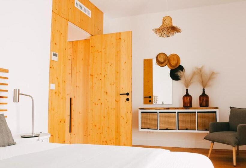ペンション Cambeiros   Guest House