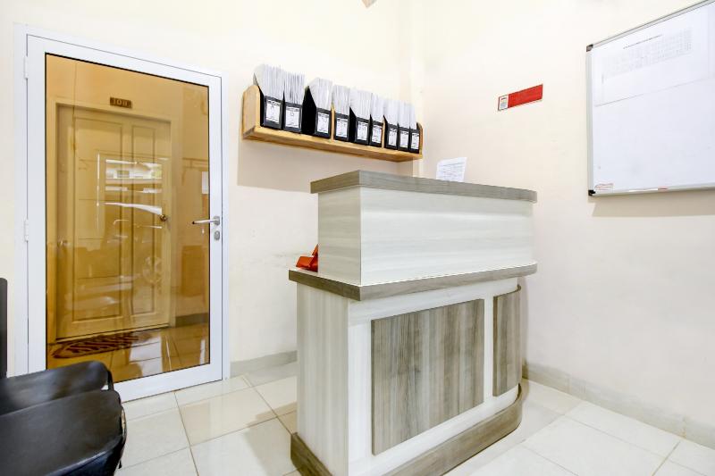هتل Oyo 3606 Kost Kartini