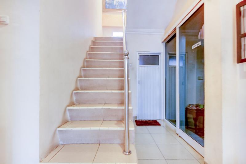 هتل Oyo 3606 Kost Kartini