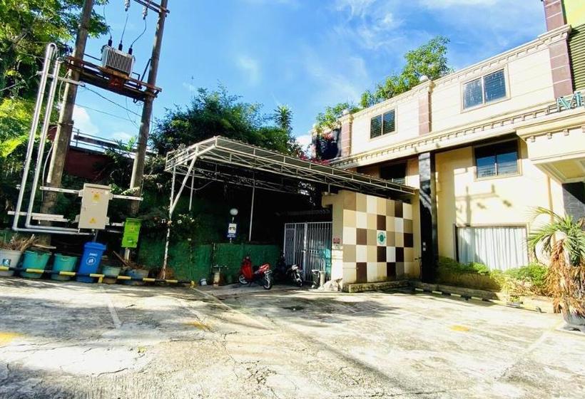 هتل Oyo 3662  Mitra Amanah