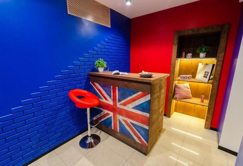 Underground Hostel