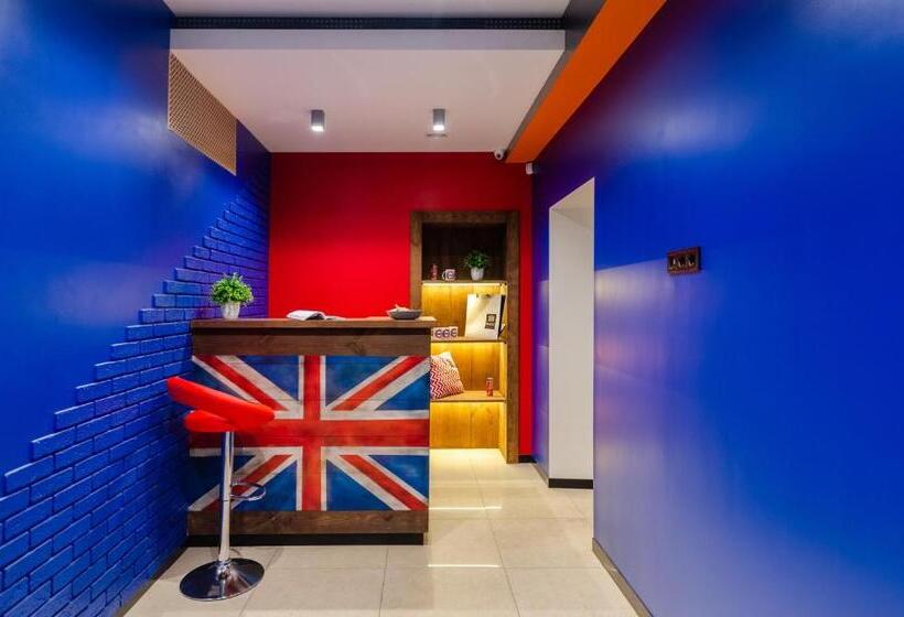Underground Hostel
