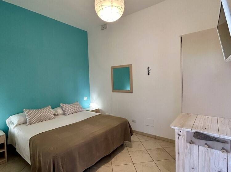 تختخواب و صبحانه Arcobaleno Tropea Centro