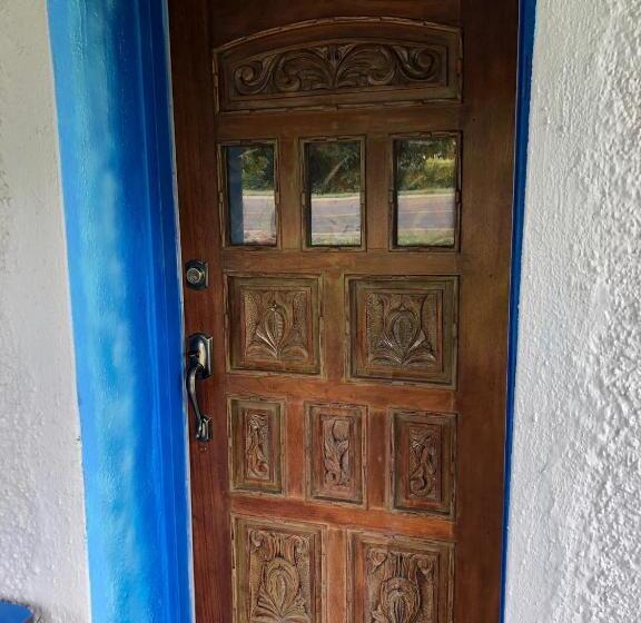 مبيت وإفطار El Viejo Adobe   Across From Sul Ross Campus