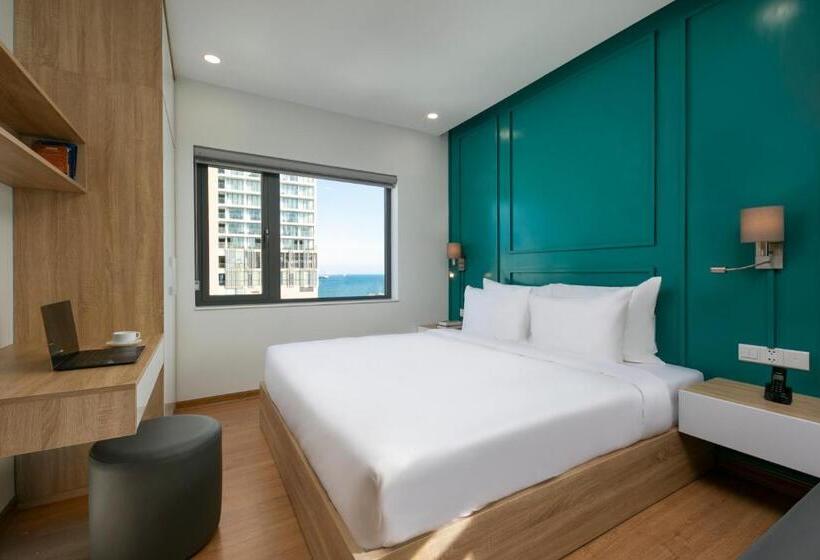 Dolphin Hotel And Apartment