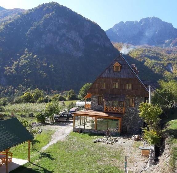 هتل Restaurant Alpet Theth