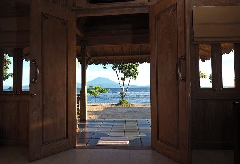 호텔 Blue Harbor Beachfront Villas & Resto
