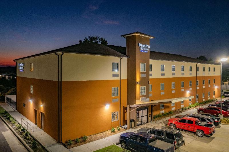 هتل Days Inn & Suites By Wyndham Horn Lake   Memphis Graceland