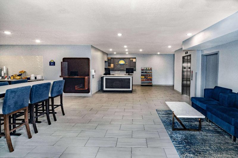 هتل Days Inn & Suites By Wyndham Horn Lake   Memphis Graceland