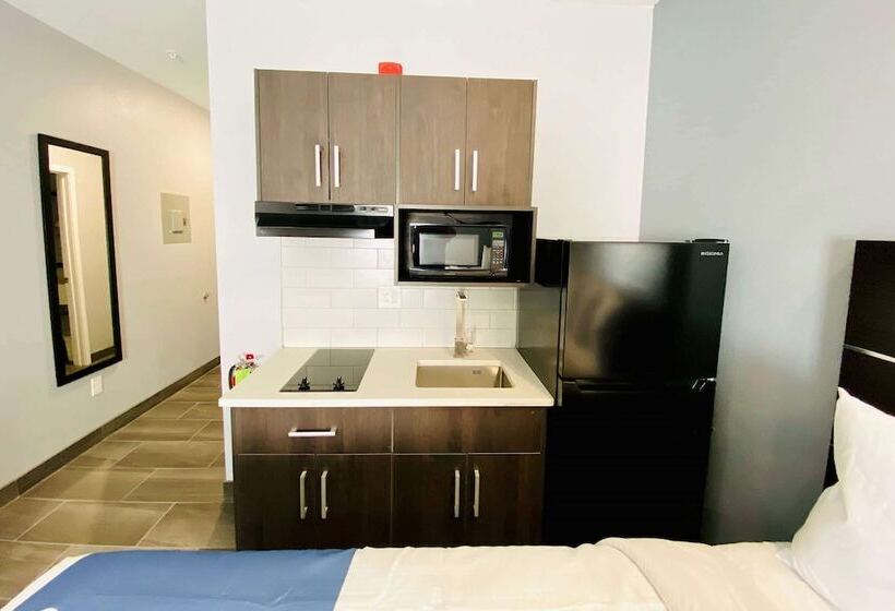هتل Days Inn & Suites By Wyndham Horn Lake   Memphis Graceland