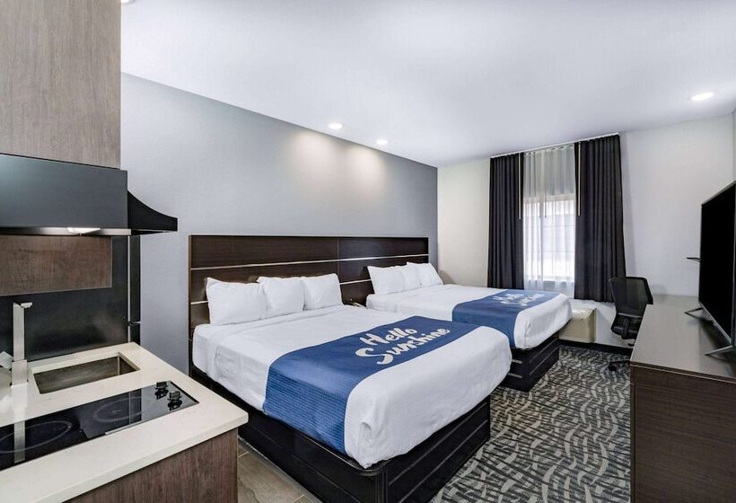 هتل Days Inn & Suites By Wyndham Horn Lake   Memphis Graceland