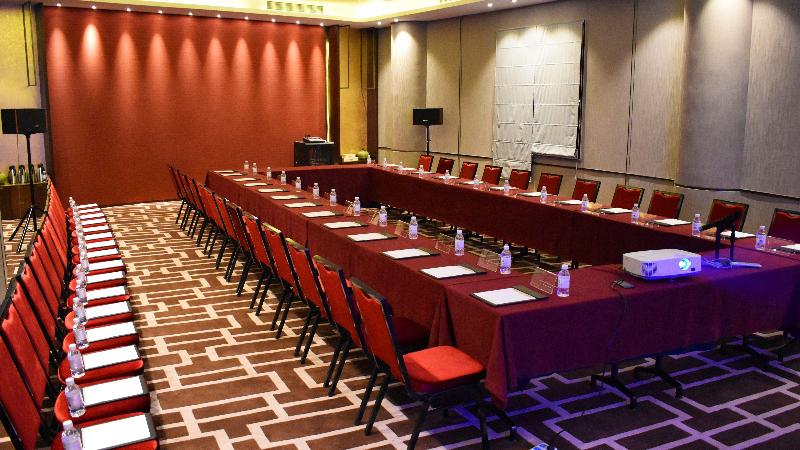 ホテル Holiday Inn Dalian Hot Spring, An Ihg