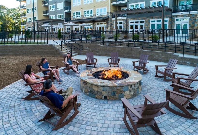 هتل Lakeside Lodge Clemson