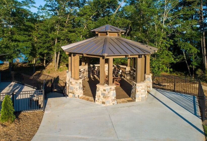هتل Lakeside Lodge Clemson