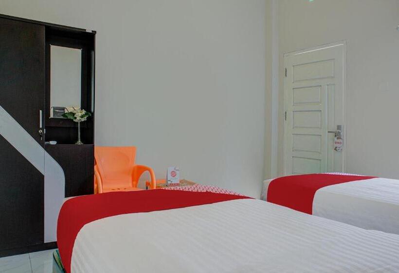 هتل Oyo 3266 Alifah Residence Syariah