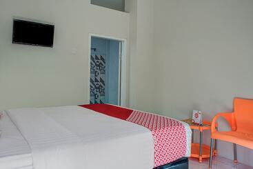 Hotel Oyo 3266 Alifah Residence Syariah