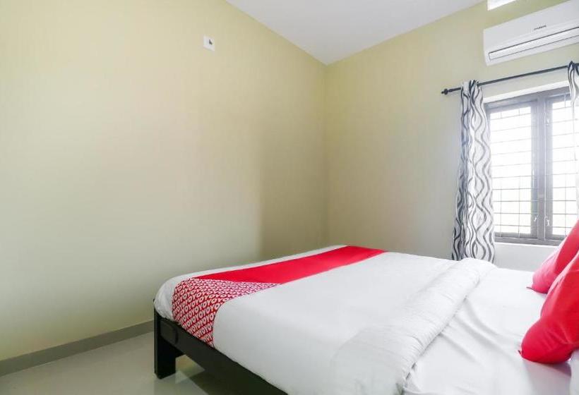 ホテル Liberty Apartments