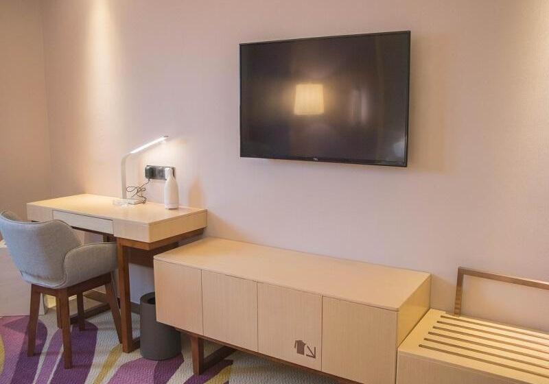 Lavande Hotels·taicang Shanghai West Road Nanyang Plaza