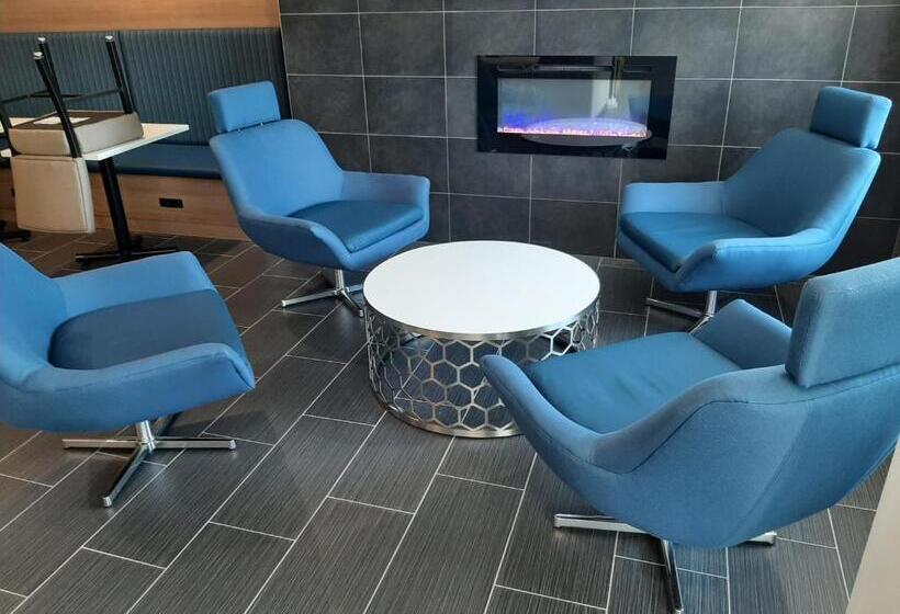 Microtel Inn & Suites By Wyndham Loveland