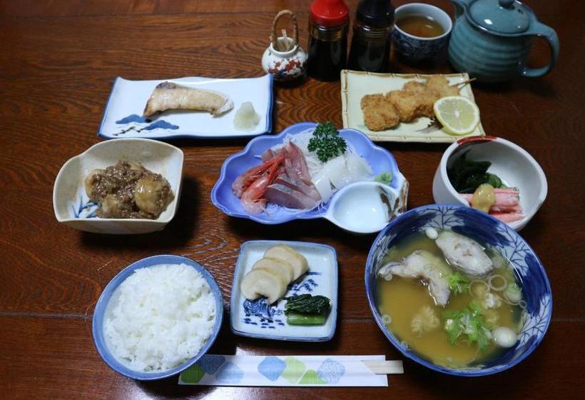 旅館 Shiroyamasou