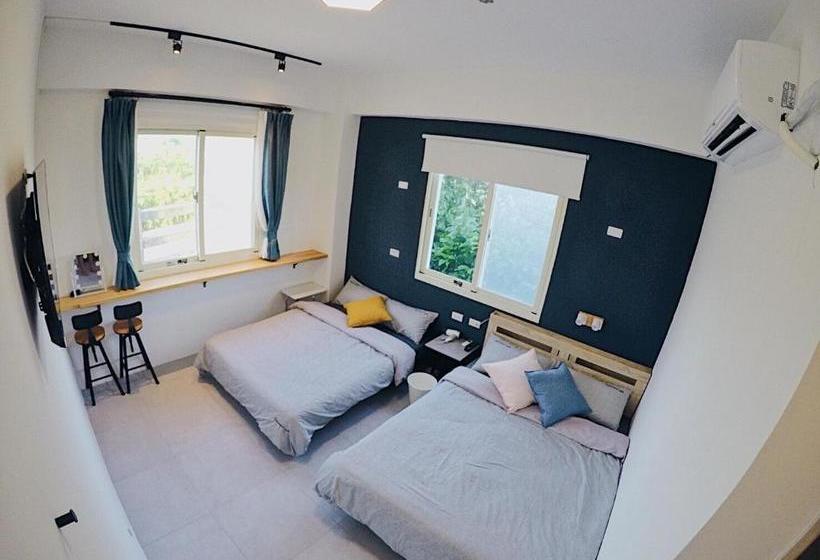 تختخواب و صبحانه Go On Vacation Hostel Green Island