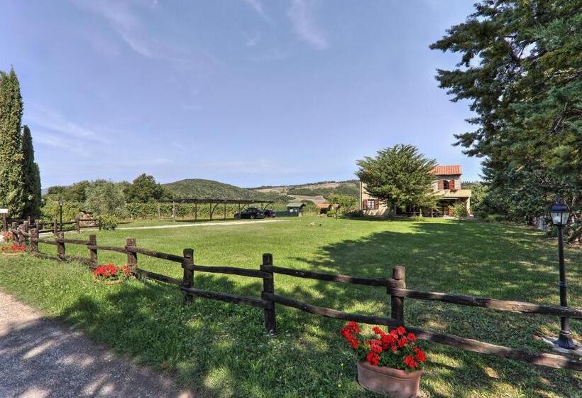 هتل Appartamento Girasole   Agriturismo Le Selvole