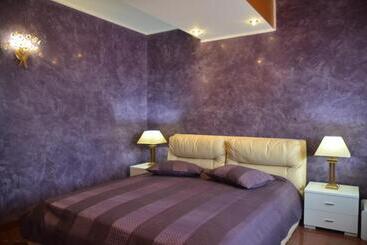 هتل Liberty Rooms