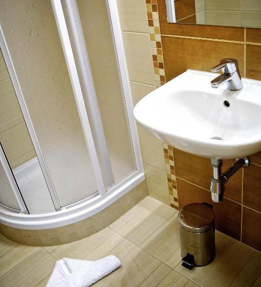 פנסיון Privat Galfy