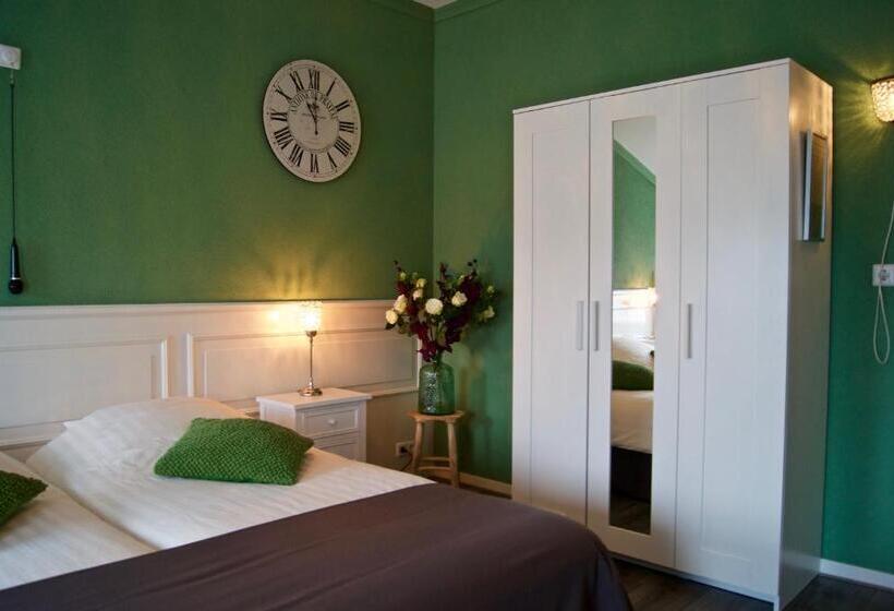 پانسیون The Studio Guesthouse