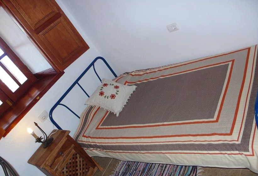 Casas Pedro Y Carmen