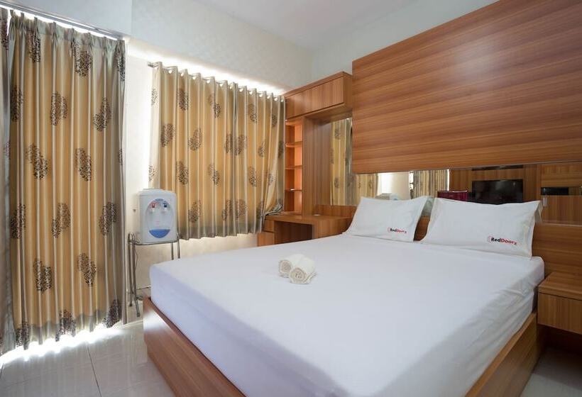 Pensionat Reddoorz Apartment @ Taman Melati Margonda