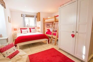 Stables Georgeham 2 Bedrooms Sleeps 6 Dogs Welcome