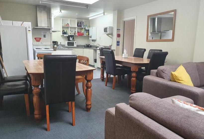 הוסטל Stay In Tekapo Backpackers