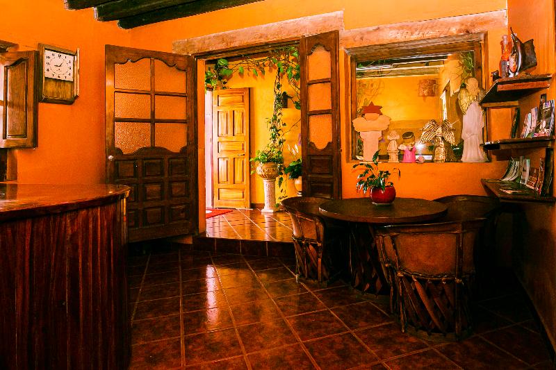 هتل Oyo  Posada Los Angeles