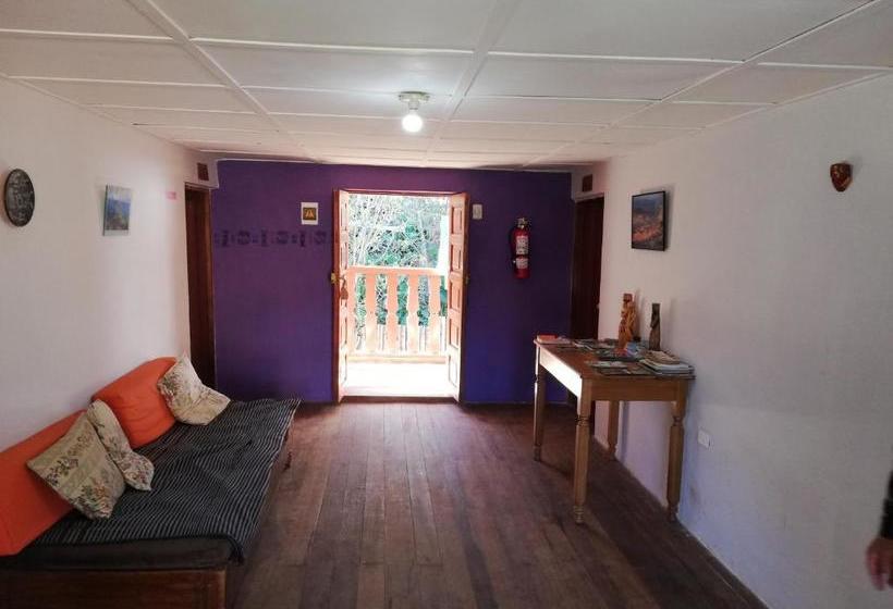 הוסטל Aventura Chachapoyas Backpackers