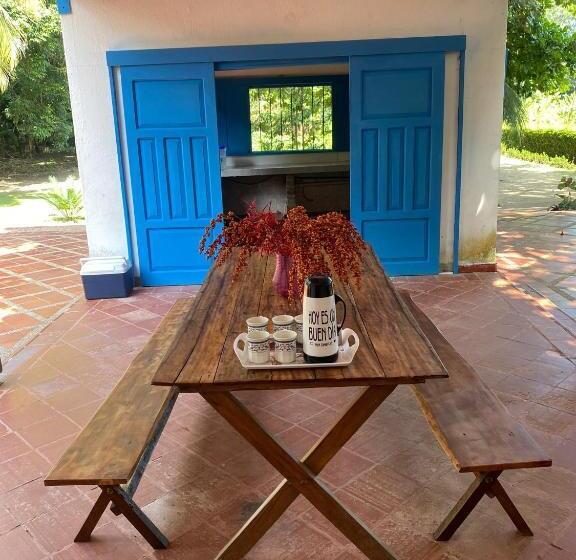 هاستل Finca Del Rio Palomino