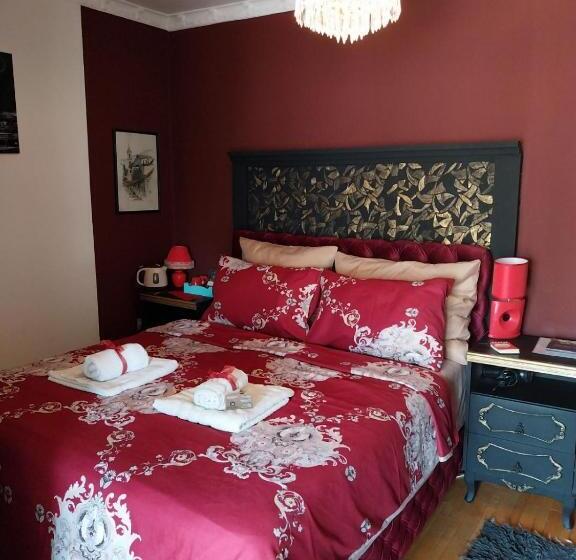 تختخواب و صبحانه Noa.s Pansion 88