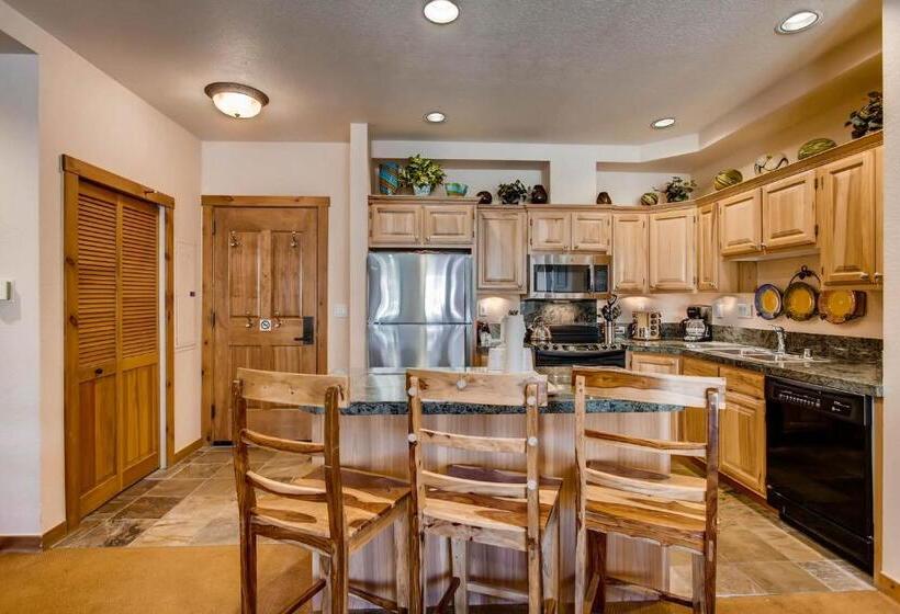 Breckenridge Luxury Ski In, Ski Out Condos